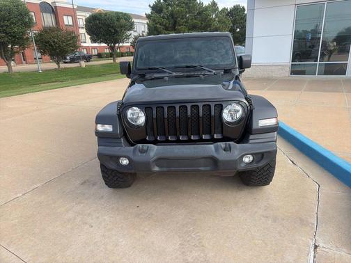 Black Clearcoat 2018 Jeep Wrangler Unlimited Sport