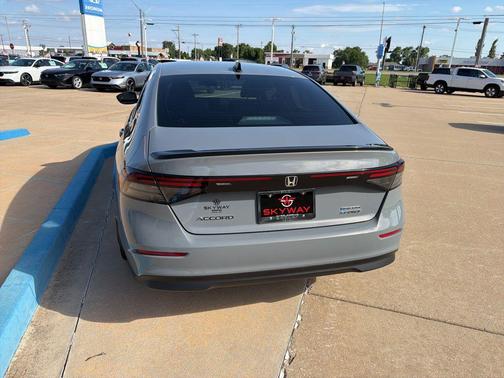 Urban Gray Pearl 2025 Honda Accord Hybrid Sport