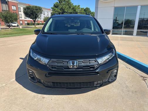 Crystal Black Pearl 2026 Honda Odyssey EX-L