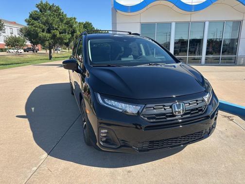 Crystal Black Pearl 2026 Honda Odyssey EX-L