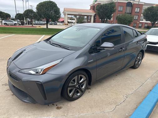 2019 Toyota Prius L