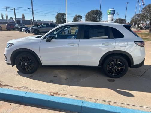 2026 Honda HR-V AWD Sport