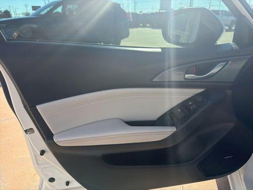 2018 Mazda Mazda3 Grand Touring