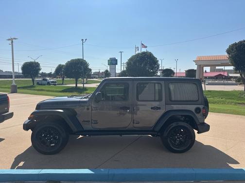 2020 Jeep Wrangler Unlimited Willys 4X4