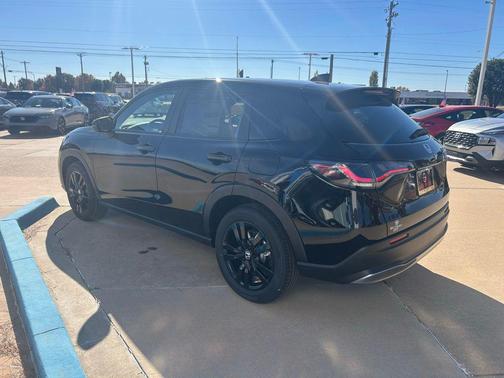 2026 Honda HR-V AWD Sport