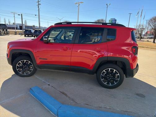 2023 Jeep Renegade Upland