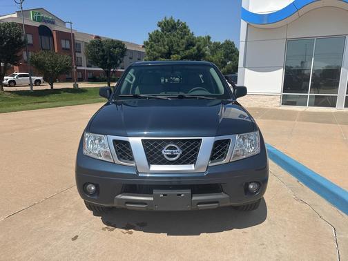2021 Nissan Frontier SV