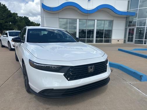 2025 Honda Accord Hybrid Base