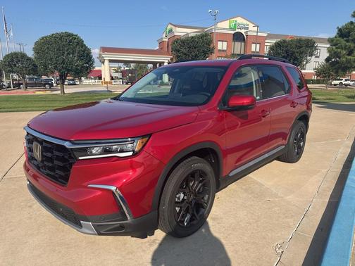 2025 Honda Pilot Touring 8-Passenger