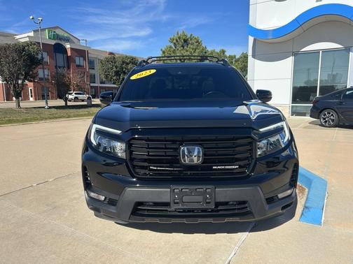 2023 Honda Ridgeline Black