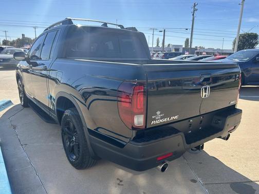 2023 Honda Ridgeline Black