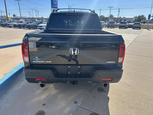 2023 Honda Ridgeline Black