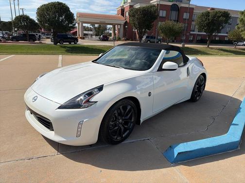 2019 Nissan 370Z Touring