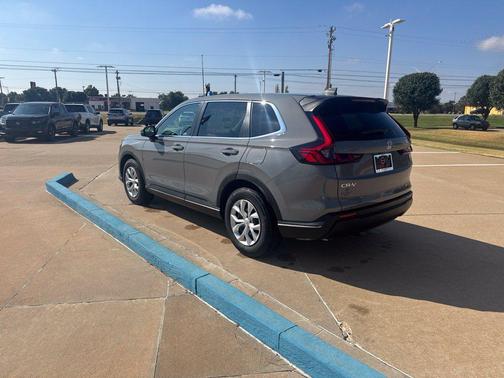 Urban Gray Pearl 2027 Honda CR-V LX
