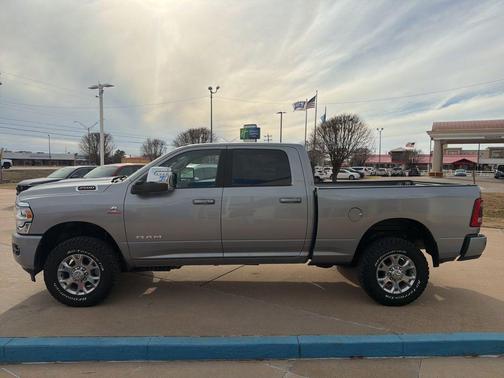 2024 RAM 2500 Laramie Crew Cab 4x4 6'4' Box