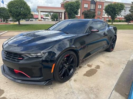 2021 Chevrolet Camaro RWD Coupe LT1