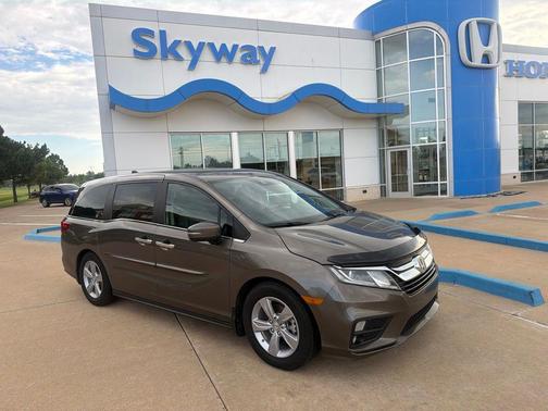 Gray 2018 Honda Odyssey EX