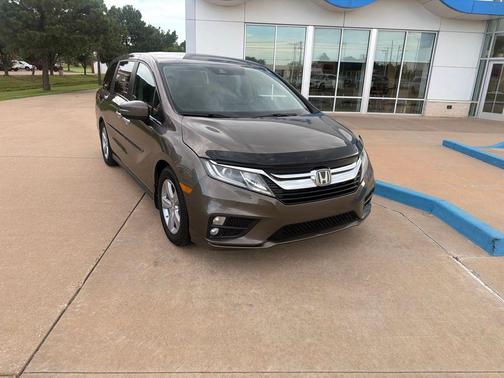 Gray 2018 Honda Odyssey EX