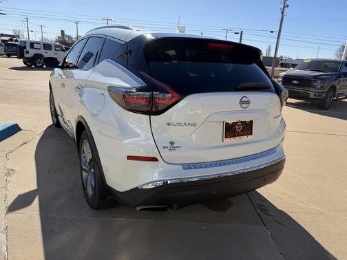 2023 Nissan Murano Platinum FWD