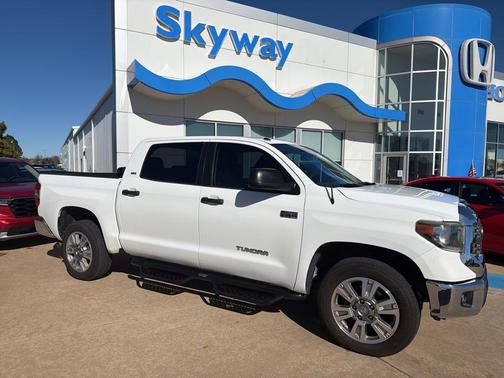 2018 Toyota Tundra SR5