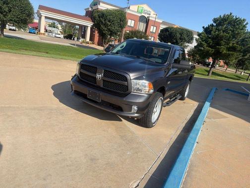 Deep Cherry Red Crystal Pearlcoat 2014 RAM 1500 Tradesman/Express
