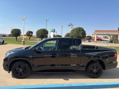 2017 Honda Ridgeline Black