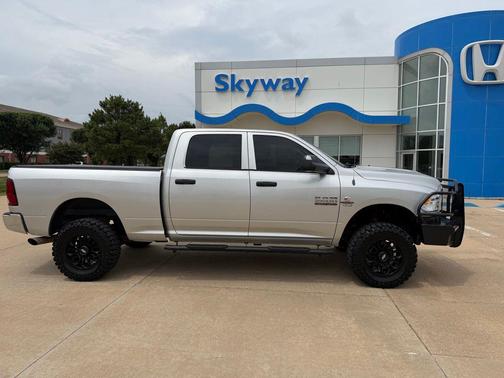 Bright Silver Metallic Clearcoat 2013 RAM 2500 Tradesman