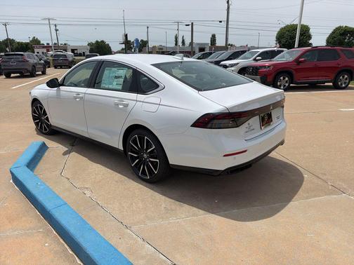 Platinum White Pearl 2026 Honda Accord Hybrid Touring