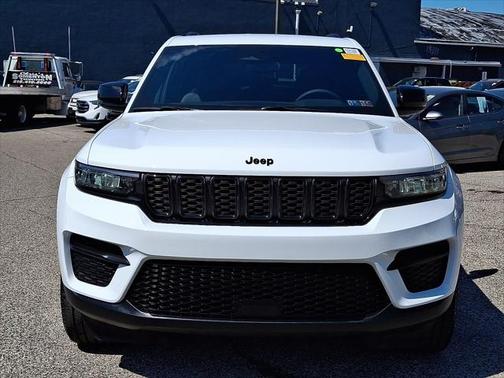 2023 Jeep Grand Cherokee Altitude 4x4