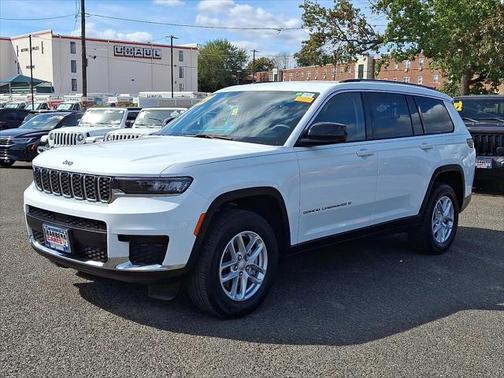 2023 Jeep Grand Cherokee L Laredo 4x4