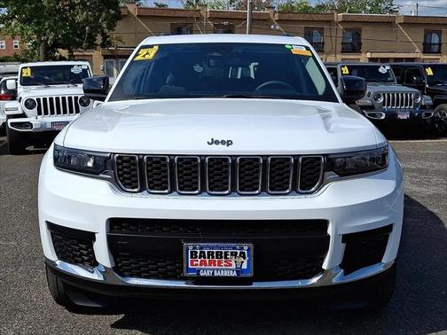 2023 Jeep Grand Cherokee L Laredo 4x4