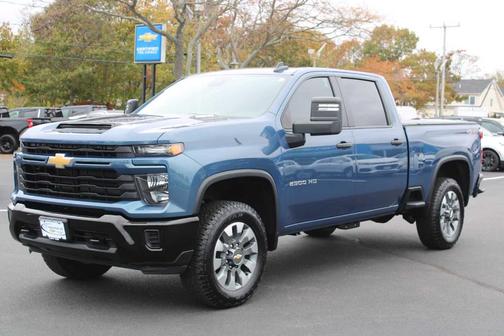 2025 Chevrolet Silverado 2500 Custom