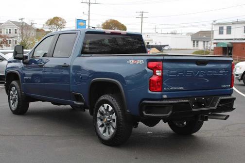2025 Chevrolet Silverado 2500 Custom