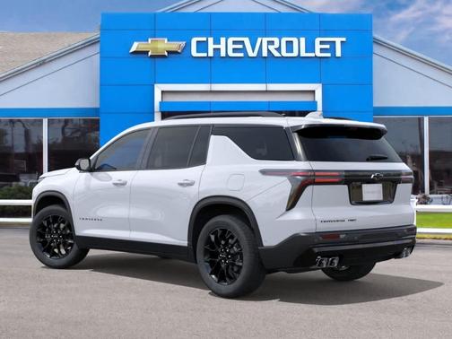Polar White 2026 Chevrolet Traverse LT
