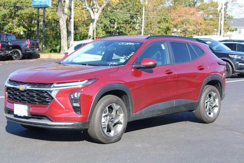2025 Chevrolet Trax LT