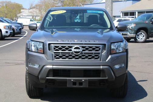 Gun Metallic 2023 Nissan Frontier SV