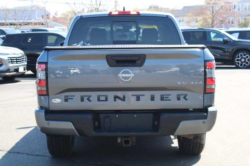 Gun Metallic 2023 Nissan Frontier SV