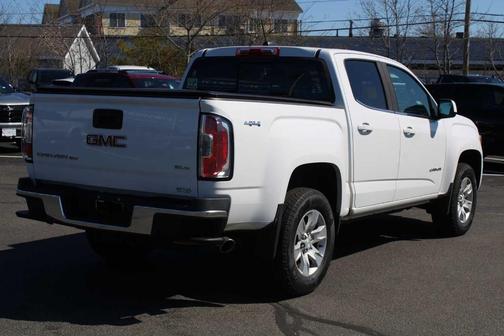 Summit White 2018 GMC Canyon SLE