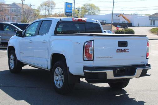 Summit White 2018 GMC Canyon SLE