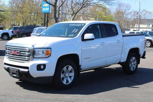 Summit White 2018 GMC Canyon SLE