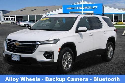 2023 Chevrolet Traverse LT Cloth