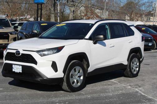 2021 Toyota RAV4 LE