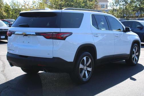 2022 Chevrolet Traverse LT Leather