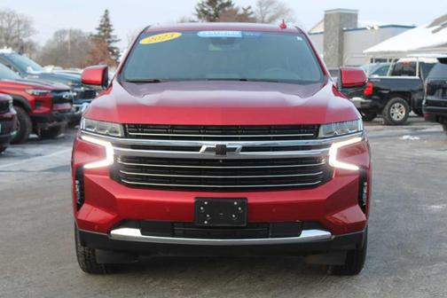 2023 Chevrolet Suburban LT