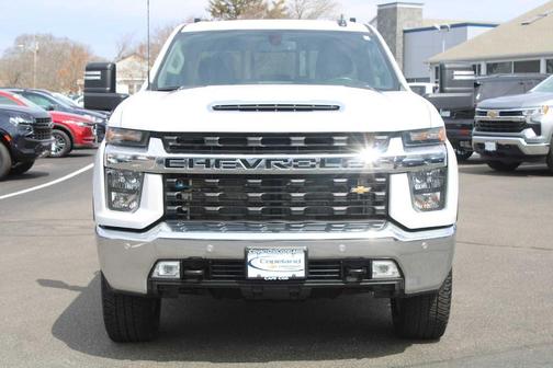 Summit White 2022 Chevrolet Silverado 2500 LT