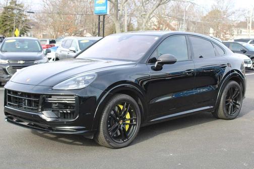 2021 Porsche Cayenne Turbo Coupe AWD