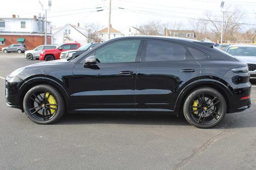 2021 Porsche Cayenne Turbo Coupe AWD
