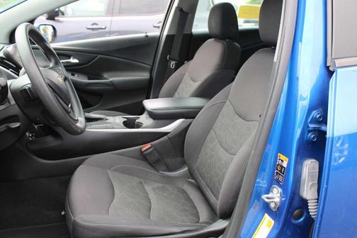 Kinetic Blue 2018 Chevrolet Volt LT