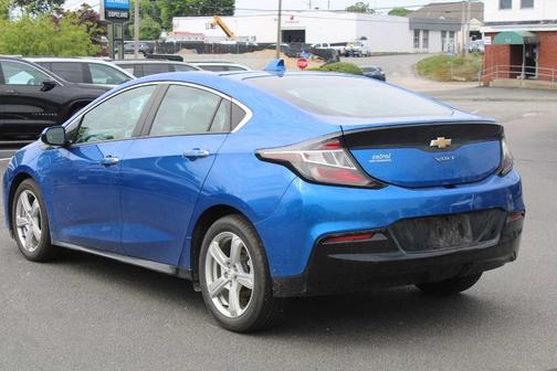 Kinetic Blue 2018 Chevrolet Volt LT