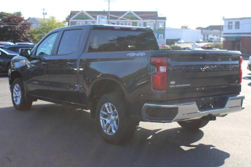 Dark Ash Metallic 2023 Chevrolet Silverado 1500 LT